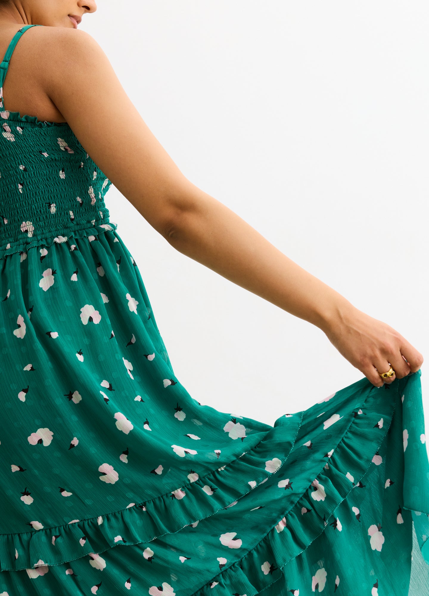 The Dani Dress - Jade green maternity dress with adjustable straps and flowy skirt, ideal for pregnancy and nursing.