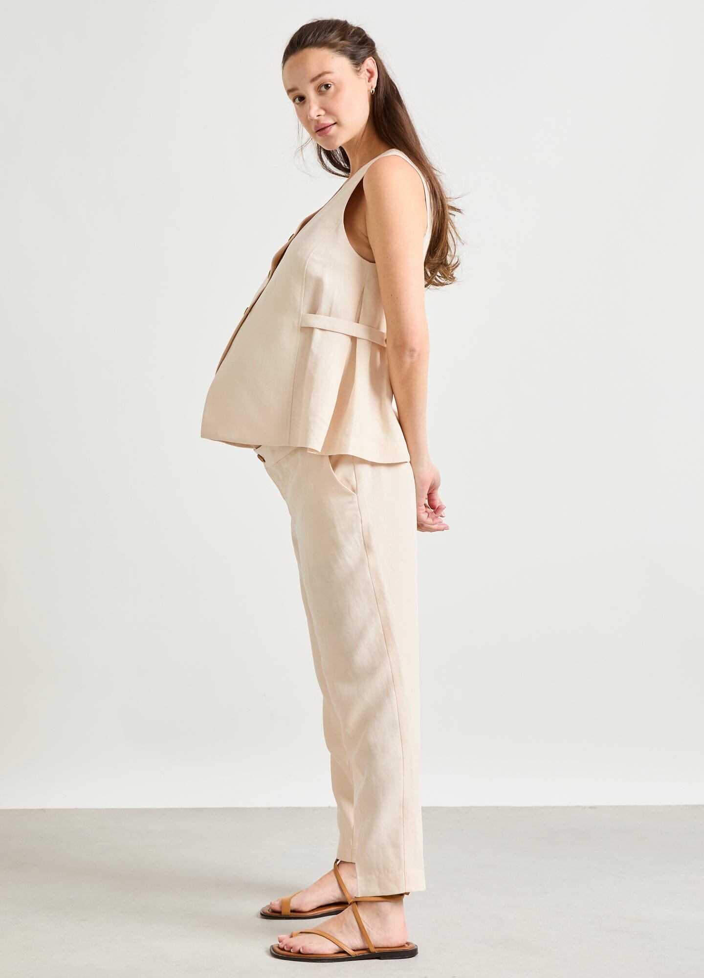 The Ezra Pant - Ivory maternity pants with elastic waist, tailored fit for pregnancy and postpartum comfort.