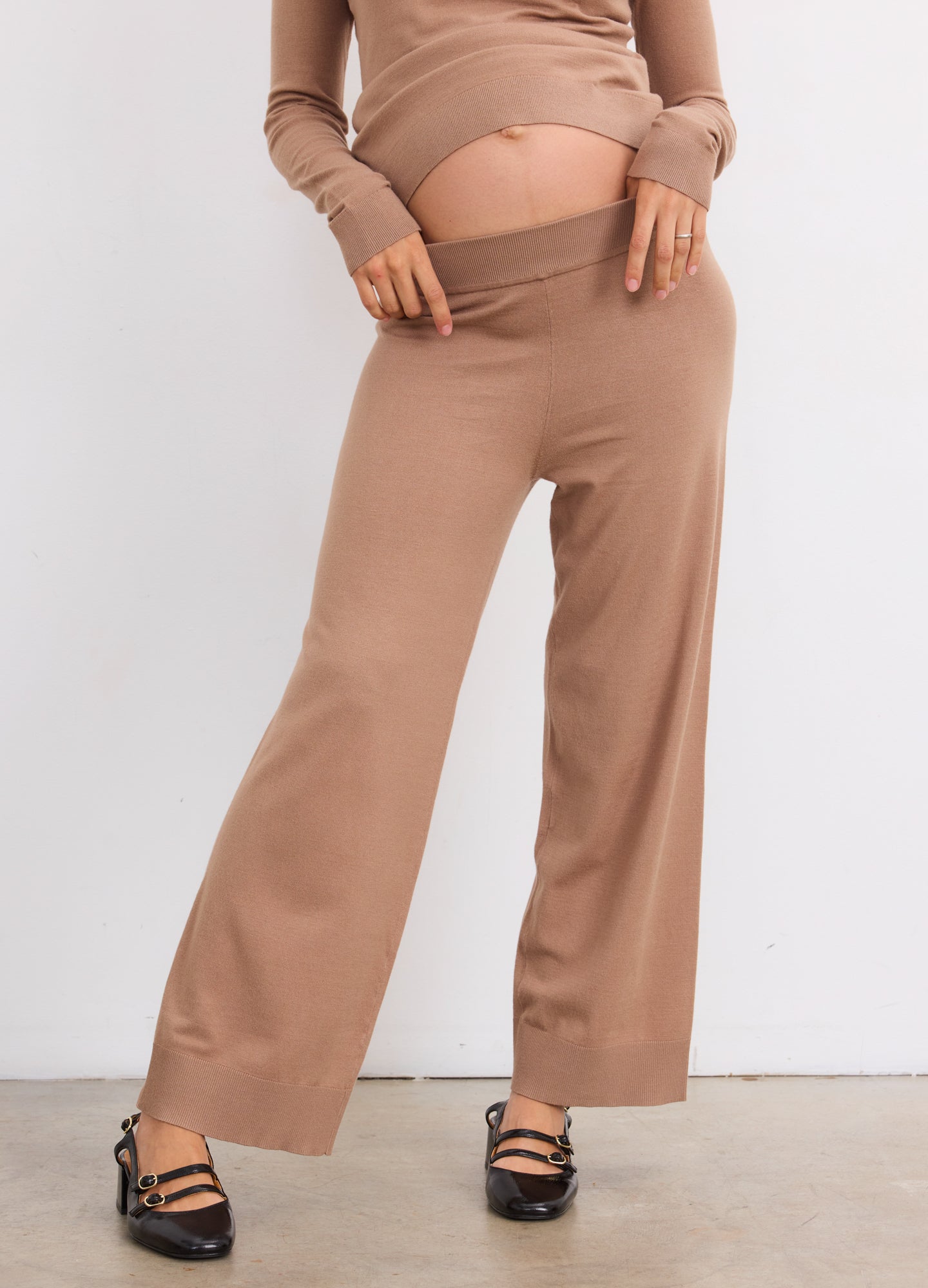 The Softsculpt Knit Crop Pant
