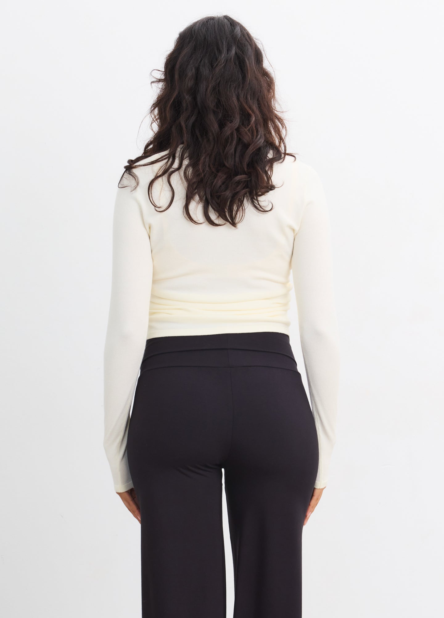 The Softsculpt Knit Long Sleeve Tee