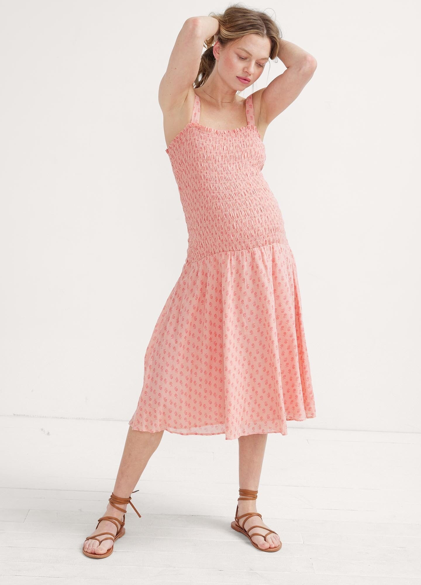 color:peach ditsy batik