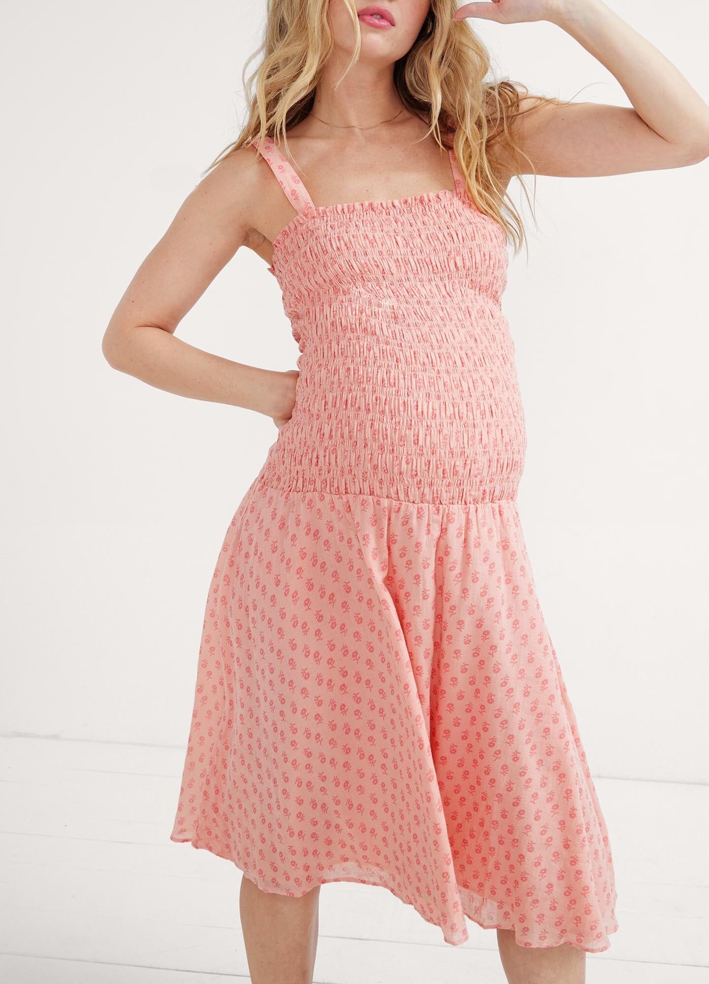 color:peach ditsy batik