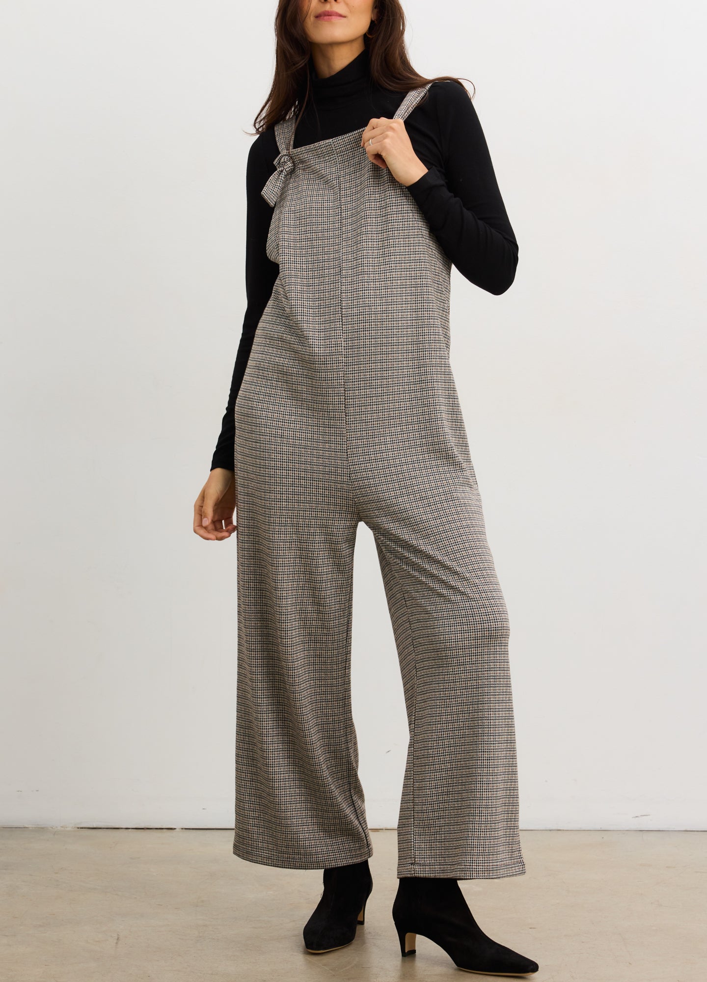 The Softsculpt Knit Long Sleeve Tee