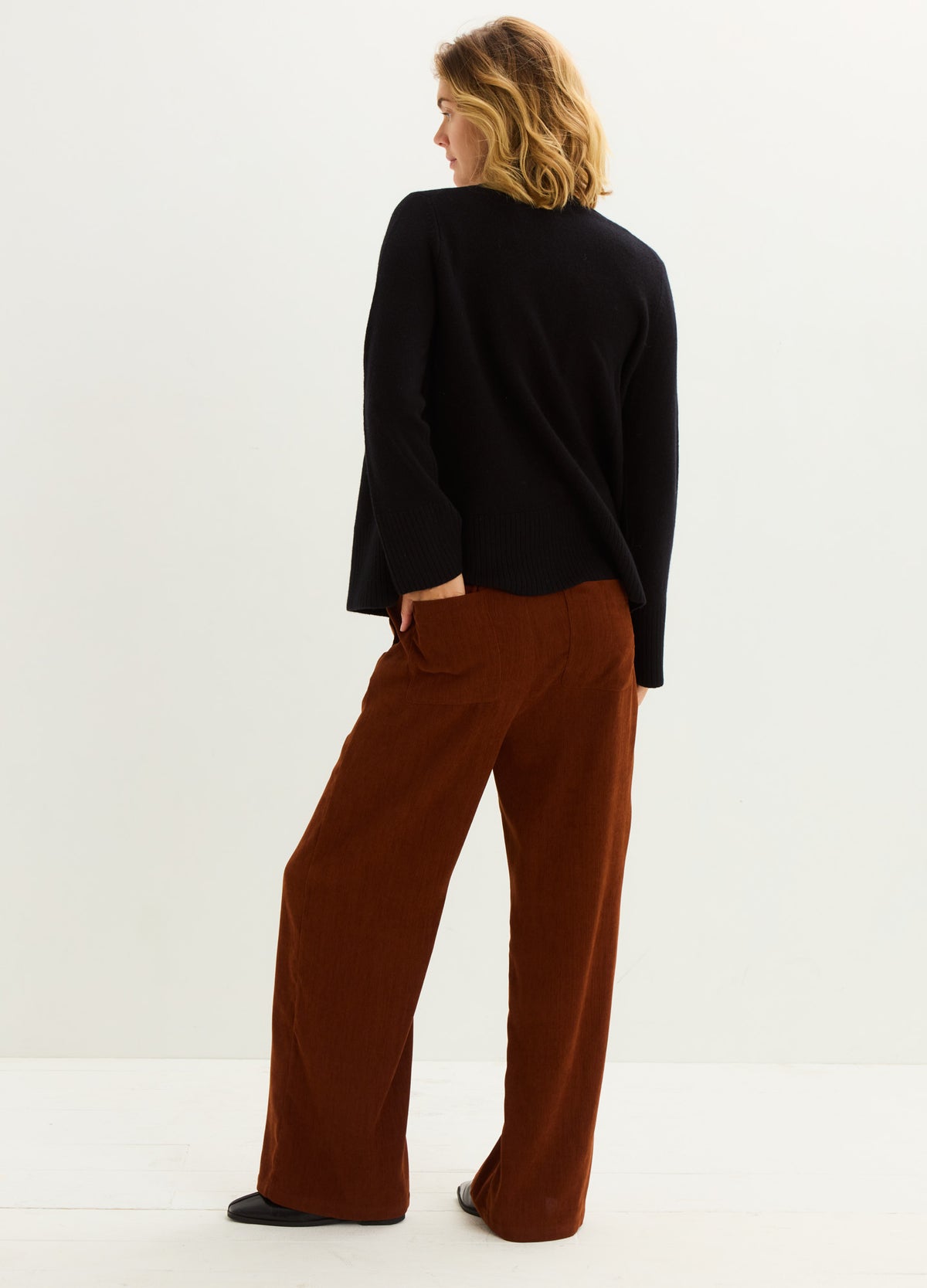 The Ellie Cord Pant
