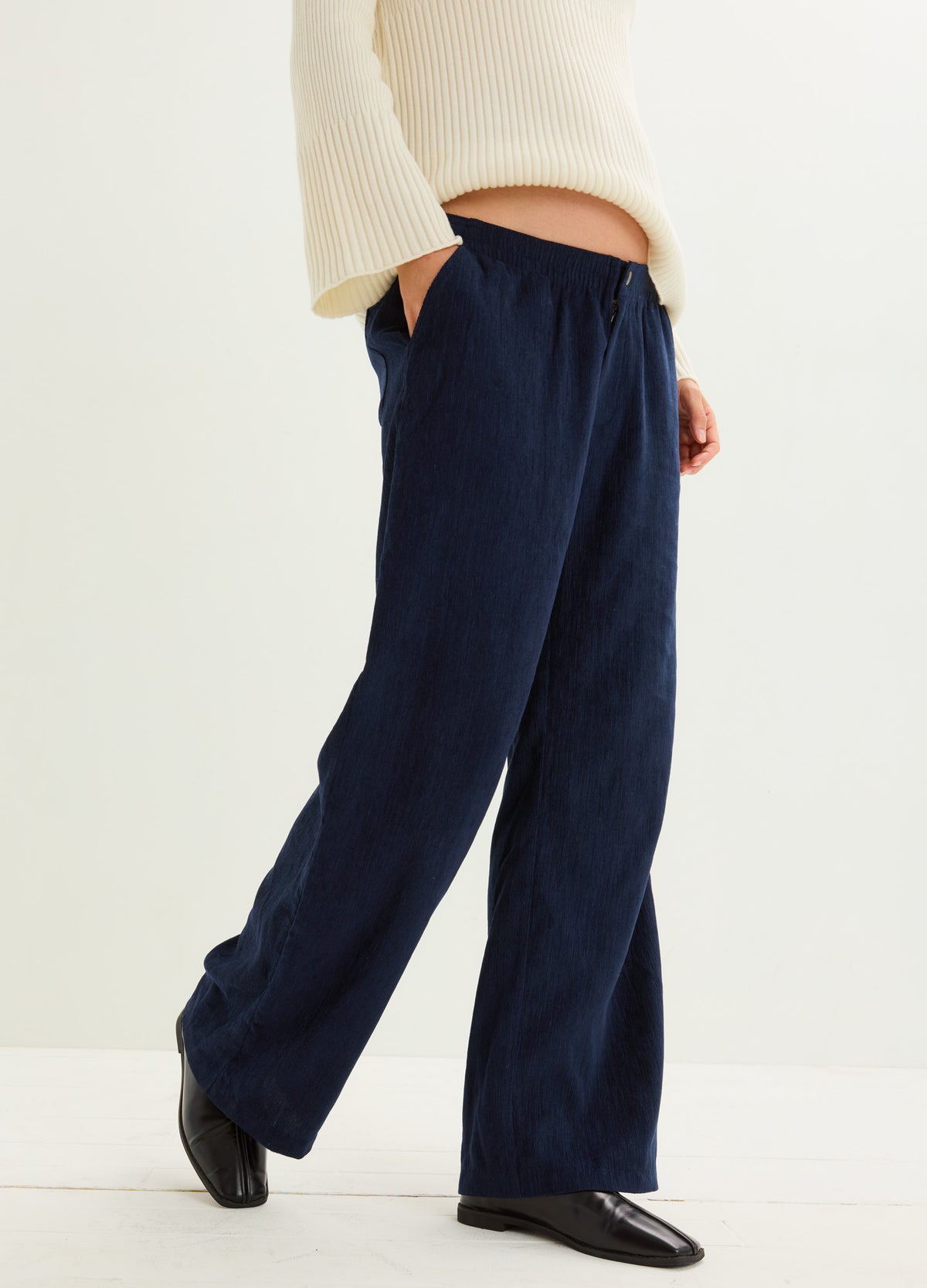 The Ellie Cord Pant