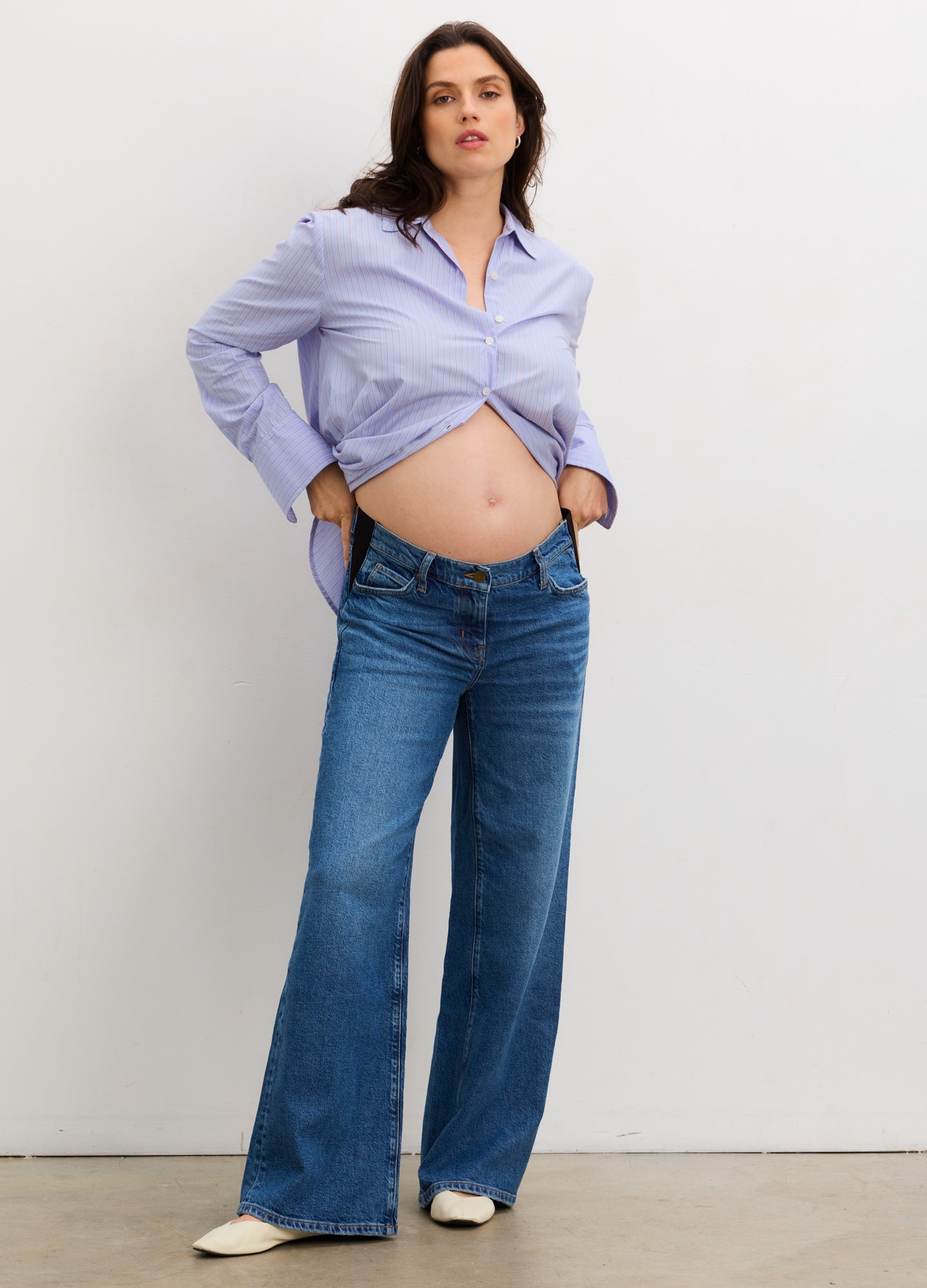The Relaxed Wide Leg Maternity Jean