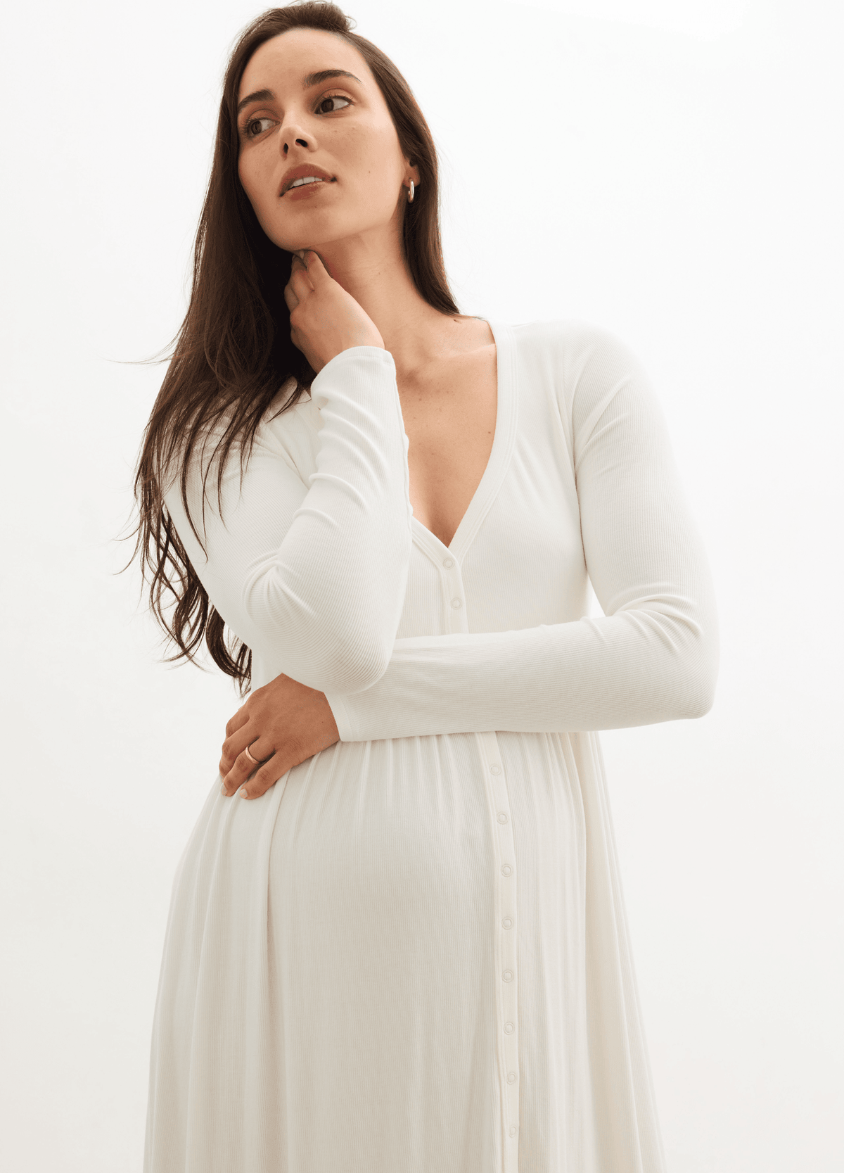 color:ivory