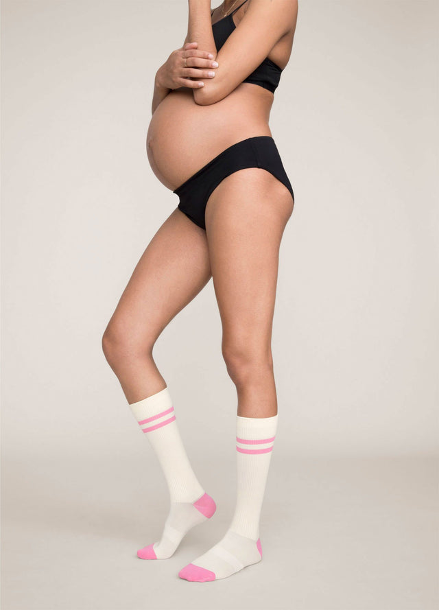 Best Compression Socks for Pregnancy 2024 - Maternity Compression Socks